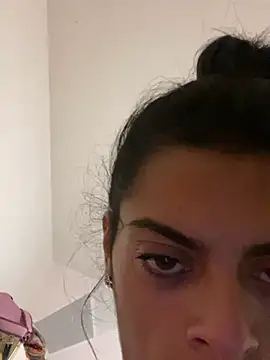 canderodrig777 online show from 02-11-25, 06:33