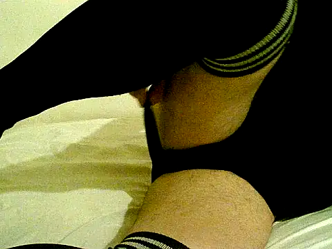 Snapshot of pollarikaaa chatting on 11-04-25, 02:32 pollarikaaa online show from 11-04-25, 02:32