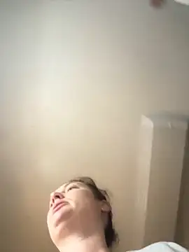 MilfyMrsRobinson online show from 09-17-25, 09:00