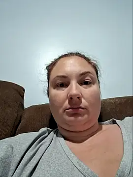 MilfyMrsRobinson online show from 09-19-25, 01:23