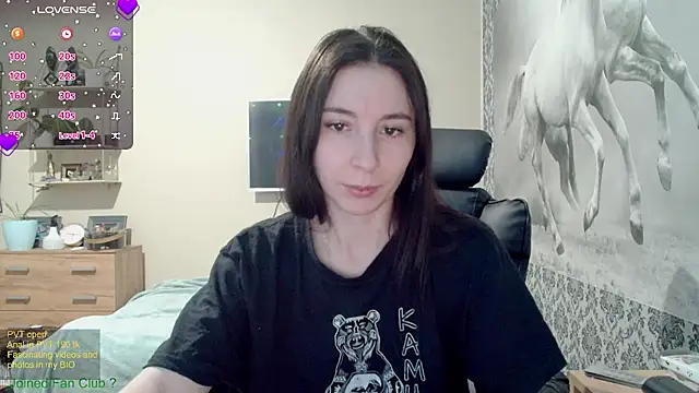 Snapshot of Wowpornoo chatting on 01-24-25, 02:19 Wowpornoo online show from 01-24-25, 02:19