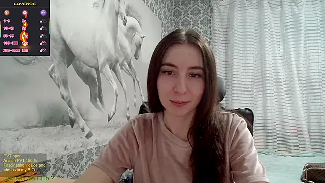 Snapshot of Wowpornoo chatting on 02-26-25, 05:07 Wowpornoo online show from 02-26-25, 05:07