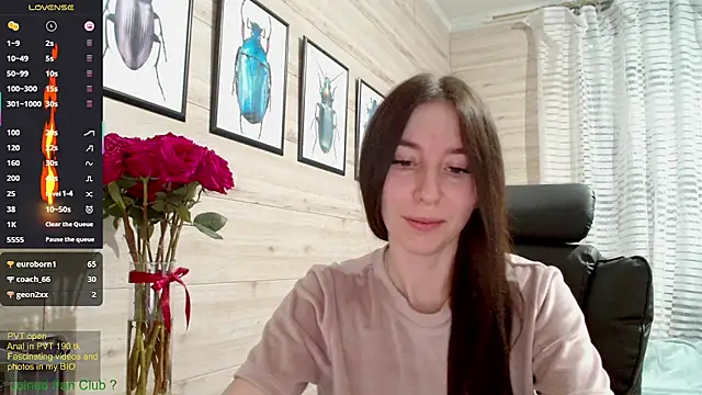 Snapshot of Wowpornoo chatting on 03-13-25, 03:39 Wowpornoo online show from 03-13-25, 03:39