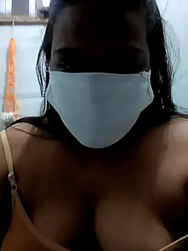 Love Jenny online show from 12-19-25, 04:41