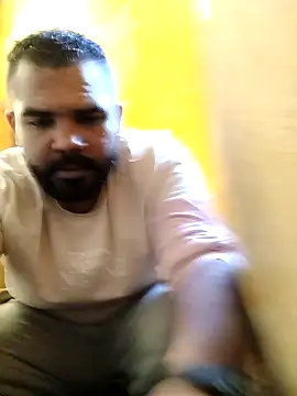 Snapshot of ListedLoin chatting on 01-04-25, 01:42 ListedLoin online show from 01-04-25, 01:42