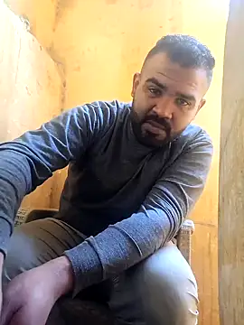 Snapshot of ListedLoin chatting on 01-27-25, 09:23 ListedLoin online show from 01-27-25, 09:23