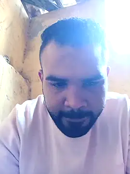 Snapshot of ListedLoin chatting on 02-01-25, 08:18 ListedLoin online show from 02-01-25, 08:18