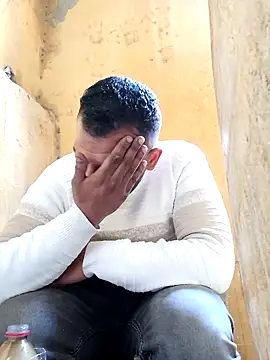 Snapshot of ListedLoin chatting on 02-15-25, 08:54 ListedLoin online show from 02-15-25, 08:54