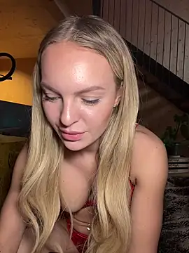 ChiaraVixen online show from 12-16-24, 02:38