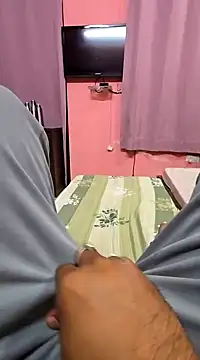 Snapshot of Loveboycurvy chatting on 03-21-25, 02:51 Loveboycurvy online show from 03-21-25, 02:51