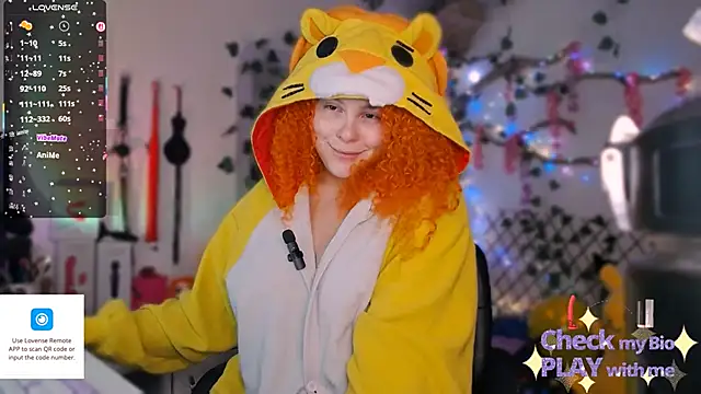 Snapshot of Alaska_colors7 chatting on 10-24-25, 12:56 Alaska colors7 online show from 10-24-25, 12:56