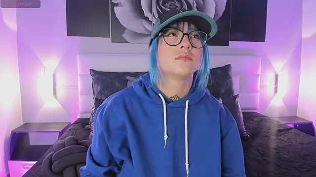 sofi bakerr online show from 10-18-25, 11:33