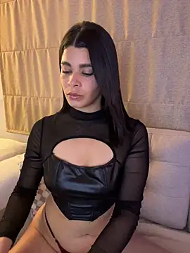 Snapshot of DaryRos chatting on 02-07-26, 11:41 DaryRos online show from 02-07-26, 11:41