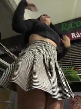 VAL PRINCESS online show from 01-26-25, 12:05