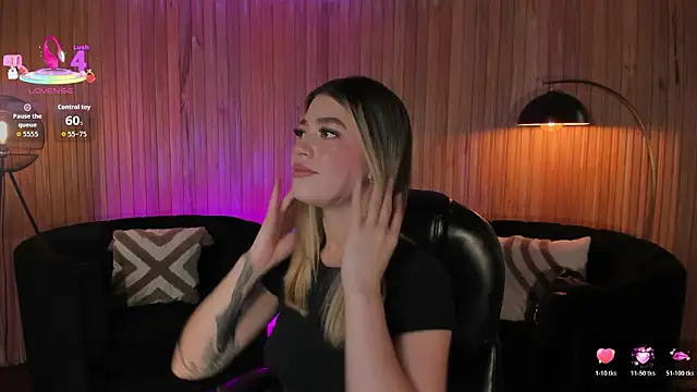 ViolettHansson online show from 02-24-26, 06:17