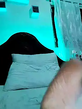 Snapshot of lunanataly chatting on 01-21-25, 12:25 lunanataly online show from 01-21-25, 12:25