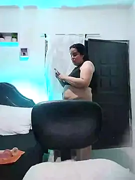 Snapshot of lunanataly chatting on 01-28-25, 07:21 lunanataly online show from 01-28-25, 07:21