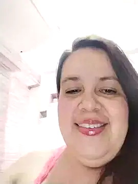 Snapshot of lunanataly chatting on 01-29-25, 08:04 lunanataly online show from 01-29-25, 08:04