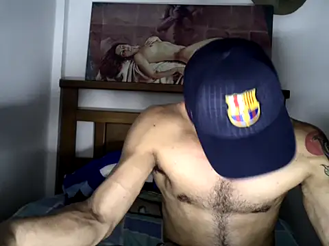 hideonbush051 online show from 11-01-25, 01:51