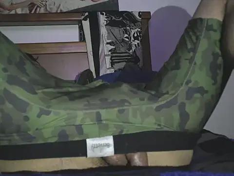 hideonbush051 online show from 03-18-26, 03:31