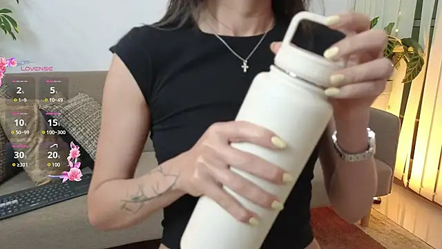 ScarlletFoxx online show from 10-24-25, 11:12