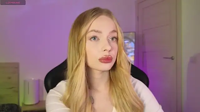  MayShy  online show from 03-15-25, 07:05