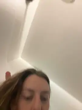 Snapshot of jungleangel chatting on 02-28-25, 05:59 jungleangel online show from 02-28-25, 05:59