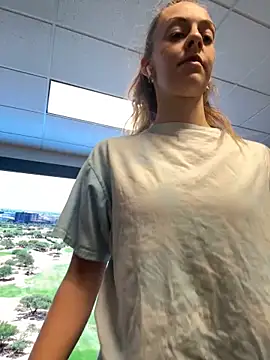 Snapshot of jungleangel chatting on 03-05-25, 06:45 jungleangel online show from 03-05-25, 06:45