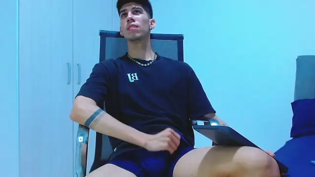 jhony-sex online show from 10-31-25, 03:18