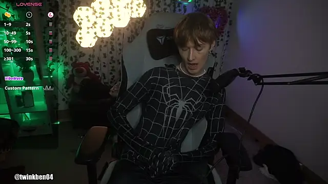 twinkben online show from 09-11-25, 07:36