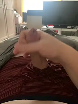 Snapshot of bigschlong290 chatting on 01-22-25, 12:38 bigschlong290 online show from 01-22-25, 12:38