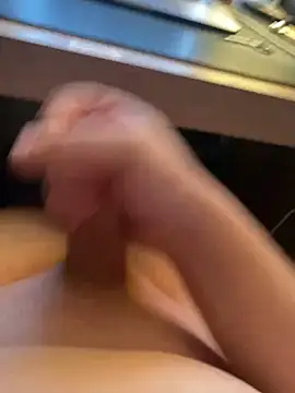 Snapshot of bigschlong290 chatting on 02-11-25, 04:02 bigschlong290 online show from 02-11-25, 04:02