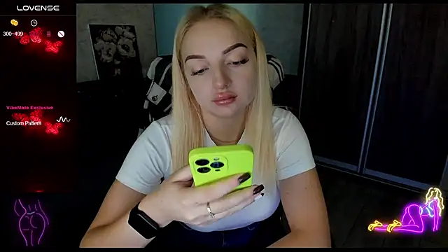 Stella  Cox online show from 09-15-25, 05:29