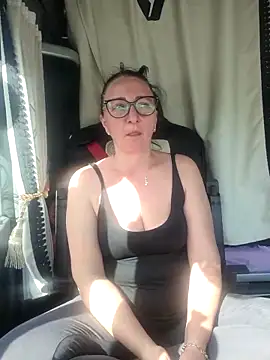 cuplubijoanna online show from 03-01-25, 10:45