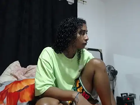 yohatinelly07 online show from 12-16-25, 02:16