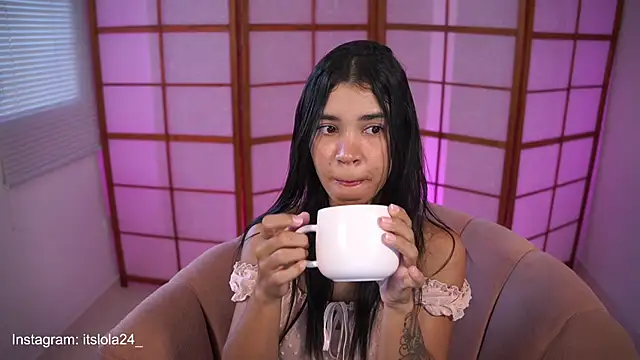 its lola24 online show from 01-08-25, 11:32