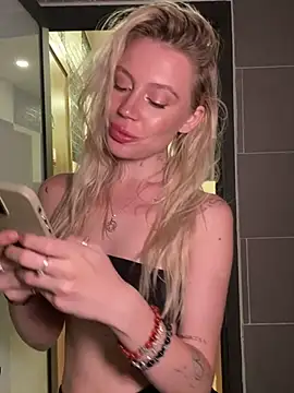 Snapshot of meanexx chatting on 01-26-25, 09:08 meanexx online show from 01-26-25, 09:08