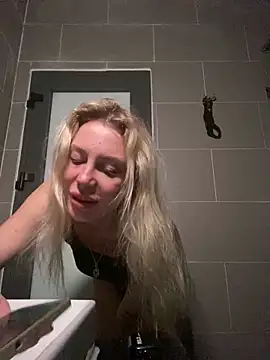 Snapshot of meanexx chatting on 01-26-25, 07:52 meanexx online show from 01-26-25, 07:52