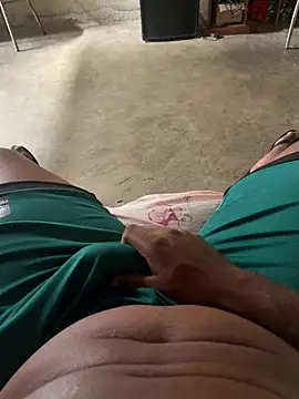 julio9679 online show from 01-13-26, 02:33