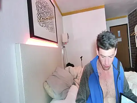 Snapshot of savageconfidence chatting on 10-27-25, 08:07 savageconfidence online show from 10-27-25, 08:07