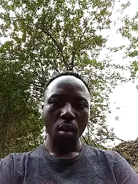 Snapshot of Cedric254 chatting on 03-09-25, 10:30 Cedric254 online show from 03-09-25, 10:30