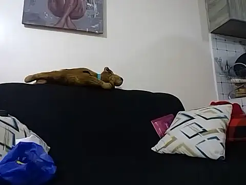 hoely grail01 online show from 12-05-25, 07:54