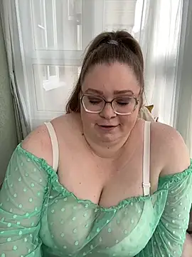 Snapshot of Chloe_WS chatting on 12-27-24, 09:39 Chloe WS online show from 12-27-24, 09:39