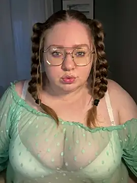 Snapshot of Chloe_WS chatting on 02-07-25, 04:37 Chloe WS online show from 02-07-25, 04:37