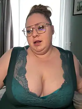 Snapshot of Chloe_WS chatting on 02-21-25, 12:50 Chloe WS online show from 02-21-25, 12:50