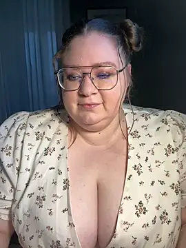 Snapshot of Chloe_WS chatting on 03-03-25, 04:03 Chloe WS online show from 03-03-25, 04:03