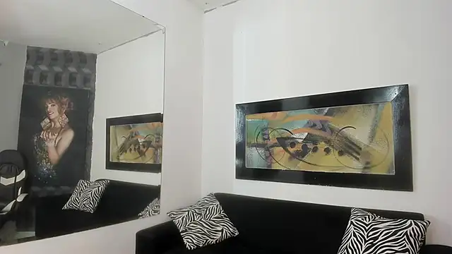 Snapshot of Loremhotsex chatting on 09-16-25, 07:37 Loremhotsex online show from 09-16-25, 07:37