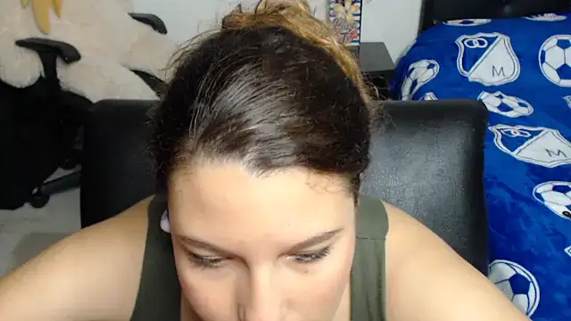 alexia 87 online show from 12-27-24, 01:00