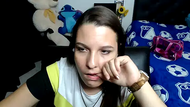 alexia 87 online show from 01-20-25, 04:32