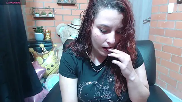 alexia 87 online show from 09-30-25, 12:04